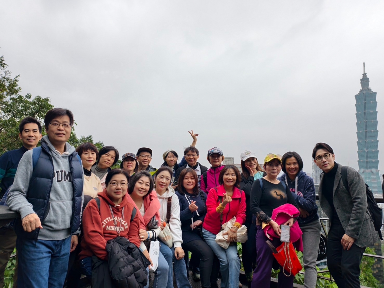 LINE_ALBUM_2025元旦象山_250104_1.jpg